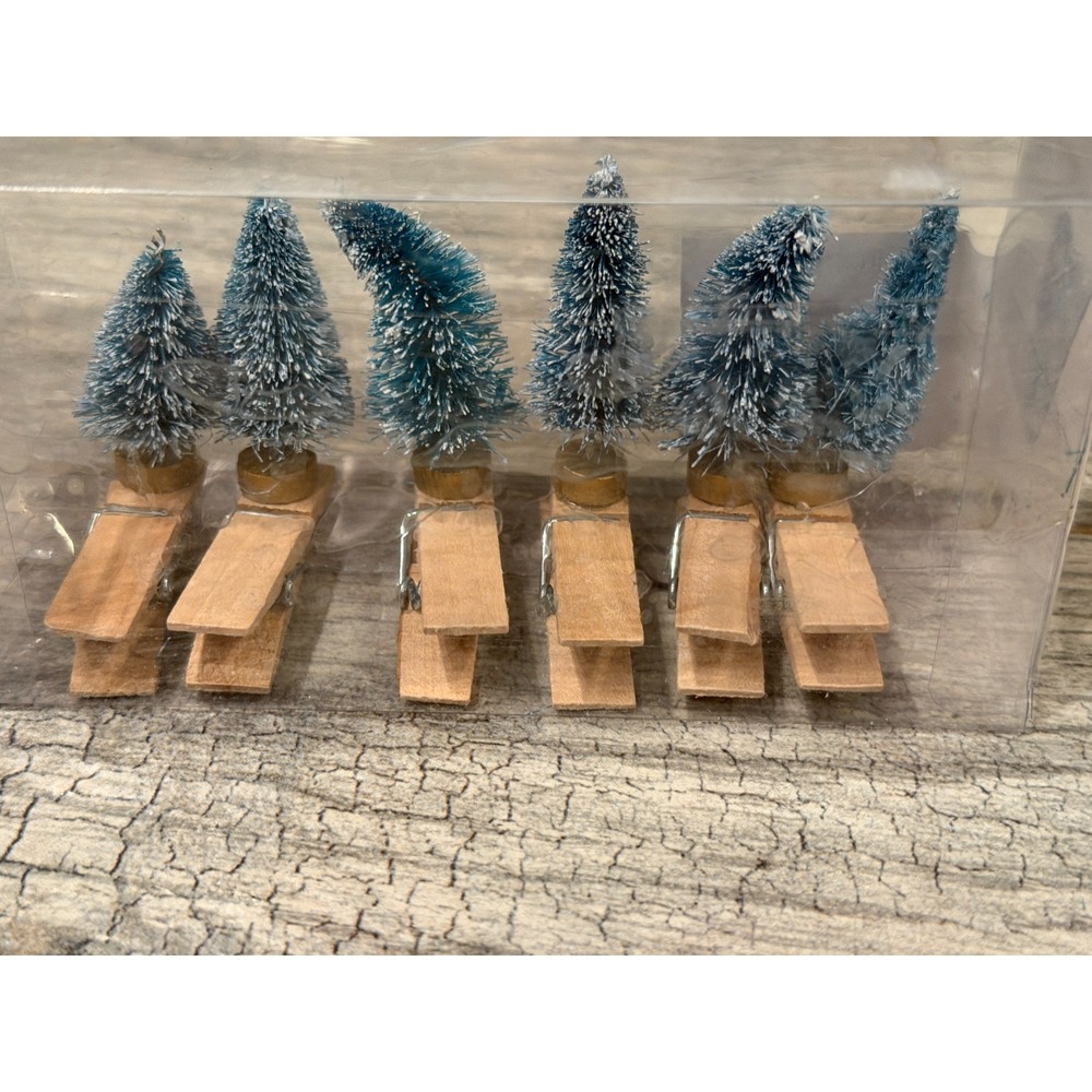 Pier 1‎ Mini Snowy Trees Gift Clips Set Christmas Holiday Tags Ornaments New